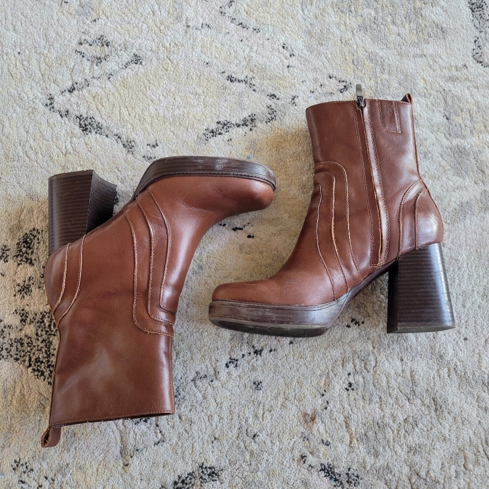🔴SOLD🔴 Marc Fisher Brown Chunky Heel Ankle Boots Size 9.5